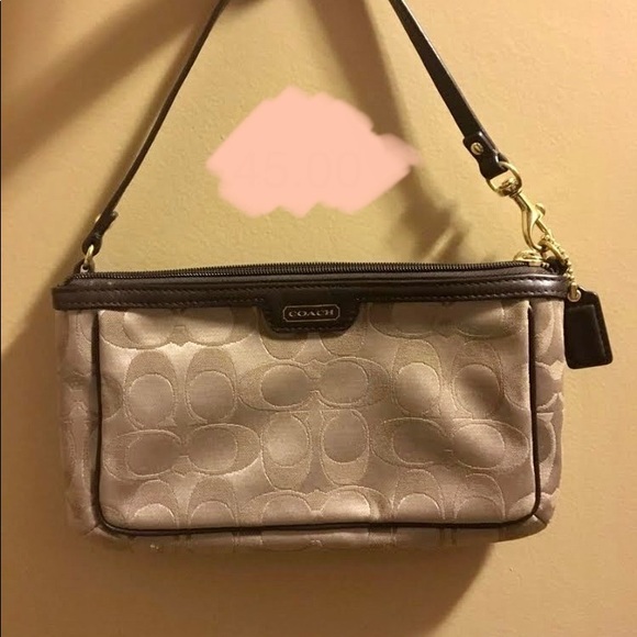 Coach - Picture 1 of 3